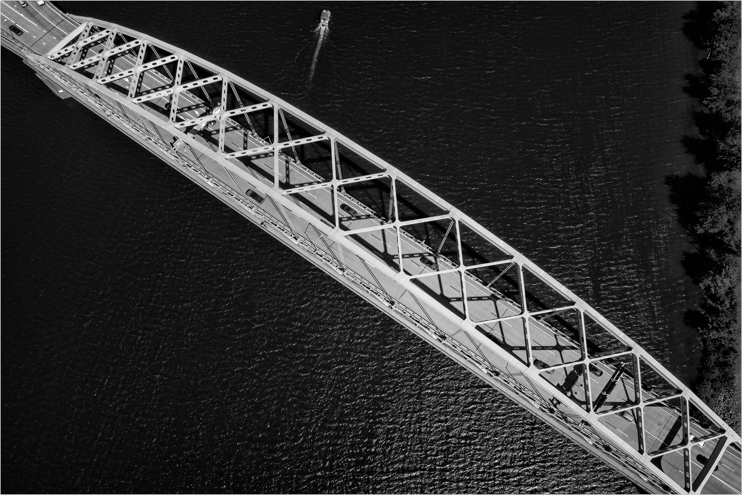 Windy-Day-Under-Fort-Pitt-Bridge.jpg