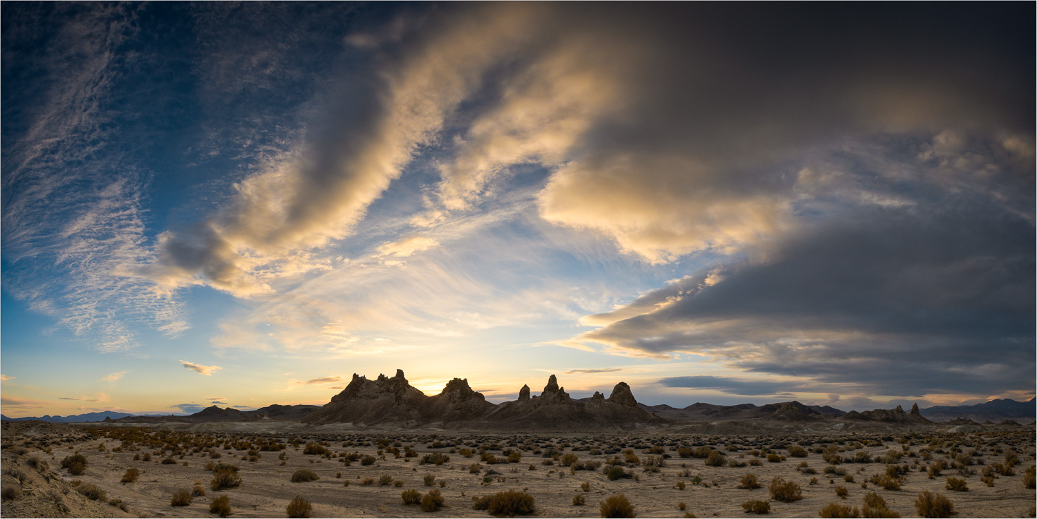 Sunset-Over-The-Pinnacles.jpg