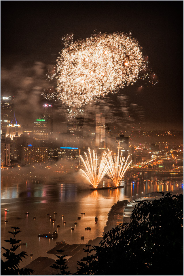 Sparkling-Skies-Above-The-City.jpg