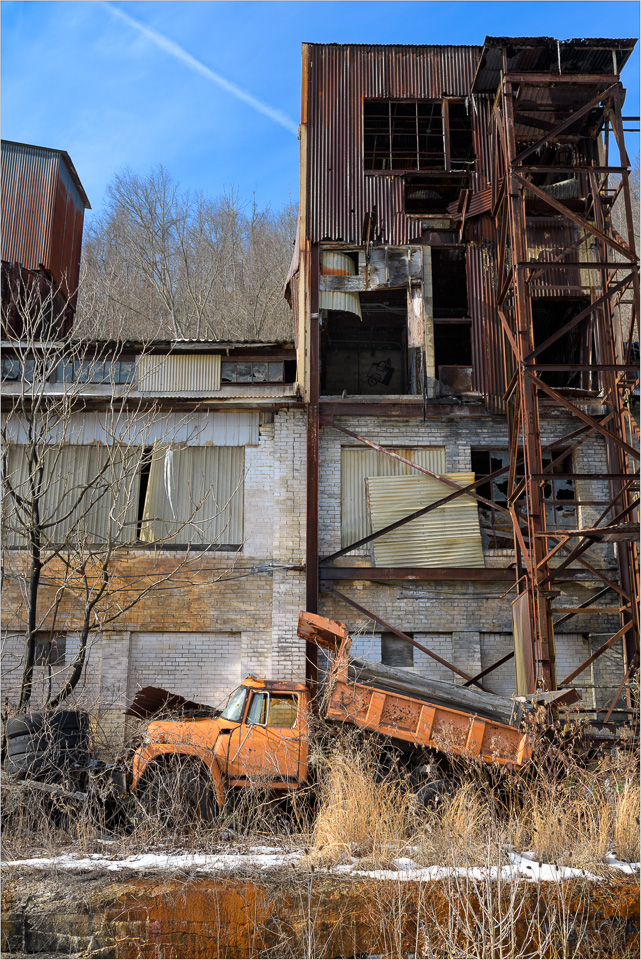 Dumpin'-Orange-Under-Blue-Skies.jpg