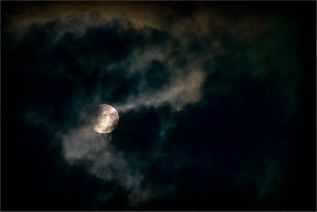 Angry-Clouds-Of-The-Eclipse.jpg