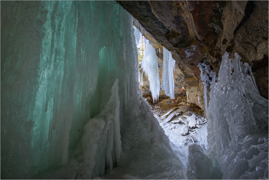 Rock-Wall-and-Ice-Wall.jpg